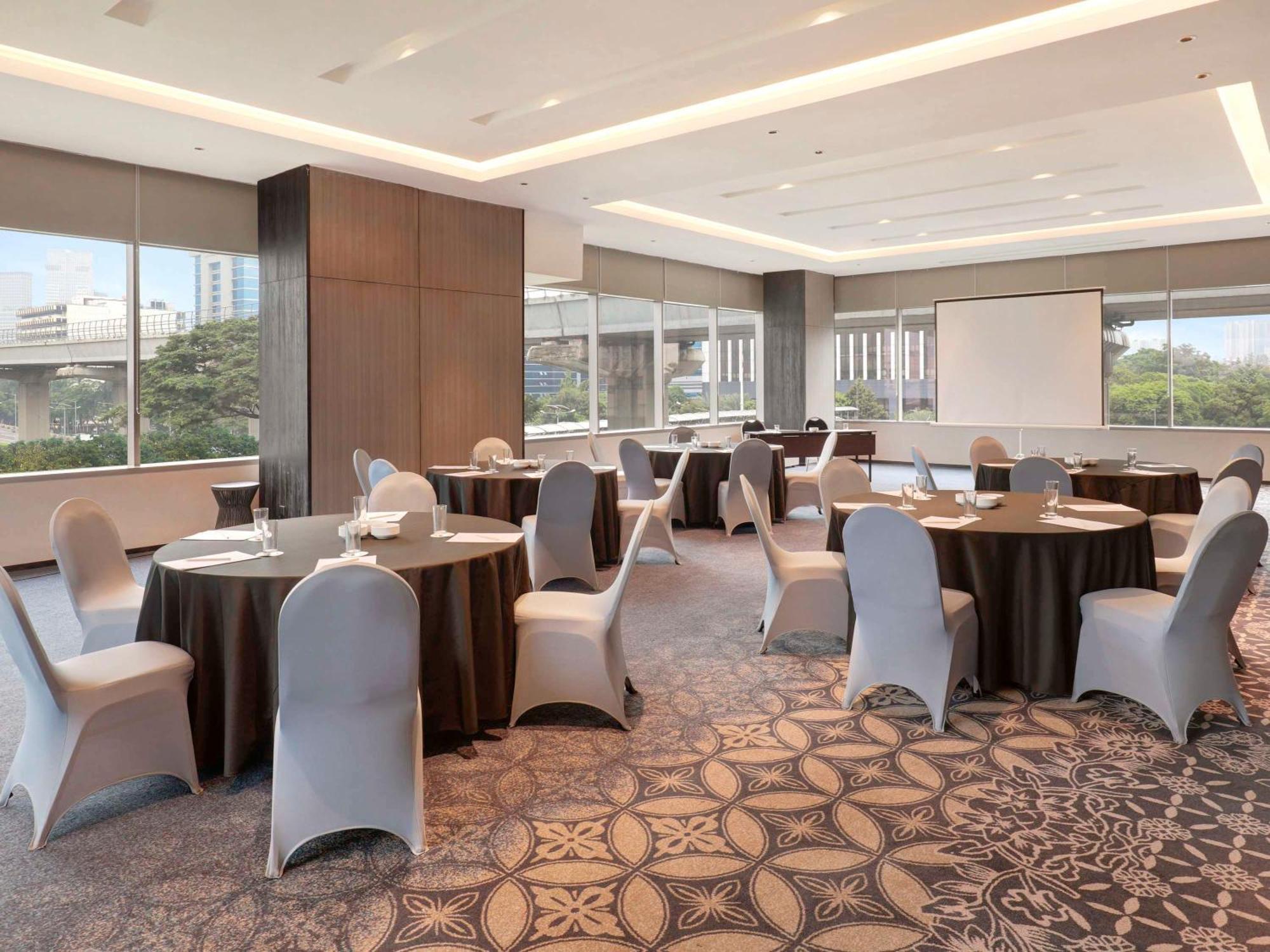 Mercure Jakarta Gatot Subroto Exteriér fotografie